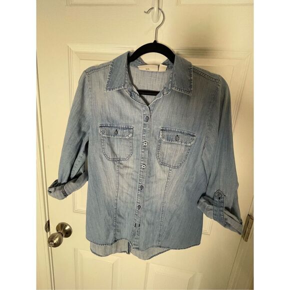 Chicos women’s bundle lot size 0 or small white blouse and blue denim blouse - Picture 2 of 12